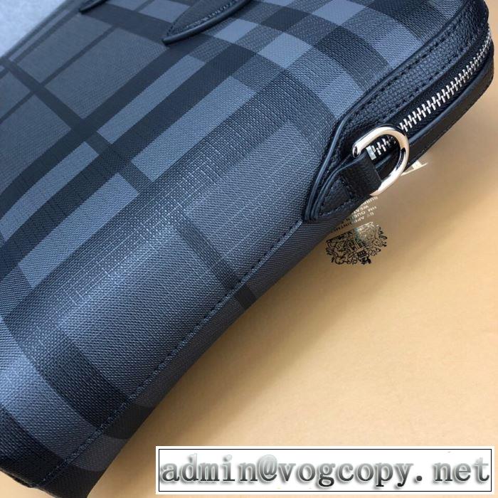 人気ランキング最高 バーバリー BURBERRY ショルダーバッグ  有名ブランドです