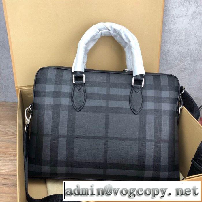 人気ランキング最高 バーバリー BURBERRY ショルダーバッグ  有名ブランドです