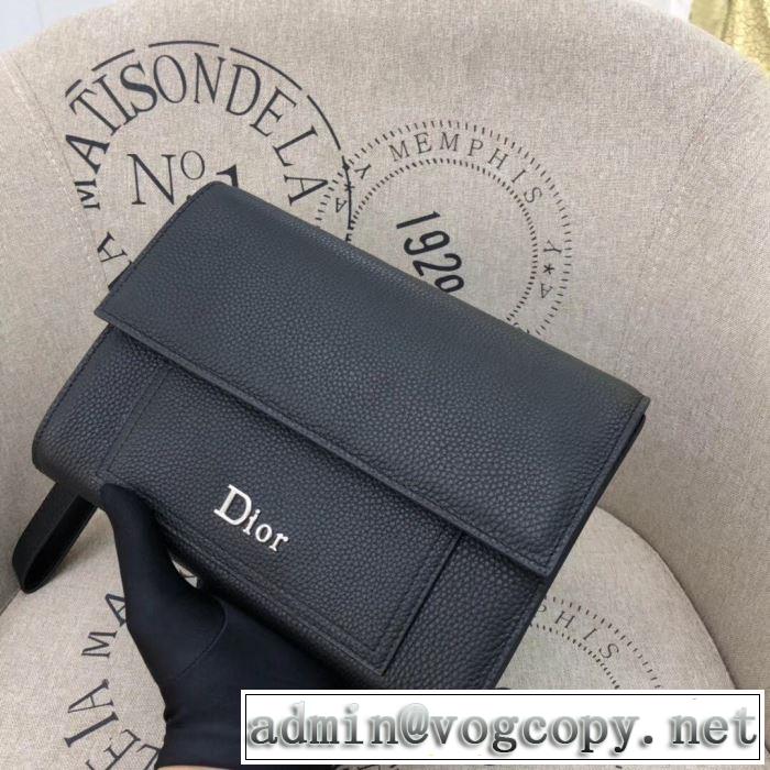 ポーチ  高級感のある素材 ディオール 2020年春限定  DIOR 一番手に入れやすい