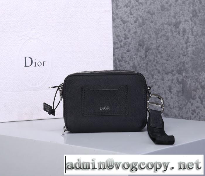 どのアイテムも手頃な価格で ディオール DIOR2020春新作  ショルダーバッグ ファッションに合わせ