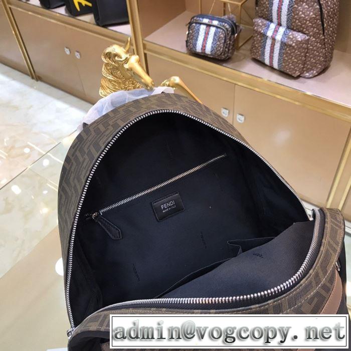 ストリート界隈でも人気 フェンディ FENDI 20新作です リュック ストリート系に大人気