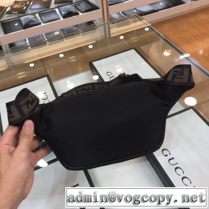 今なお素敵なアイテムだ フェンディ FENDI 今年の春トレンド ウエストポーチ 大人の新作こそ