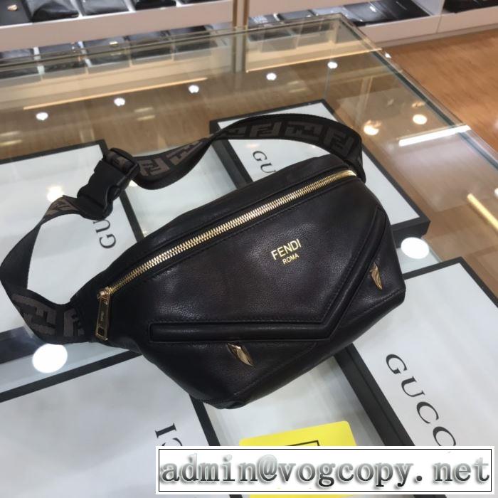 2020年春夏コレクション ウエストポーチ 着こなしを楽しむ フェンディ FENDI