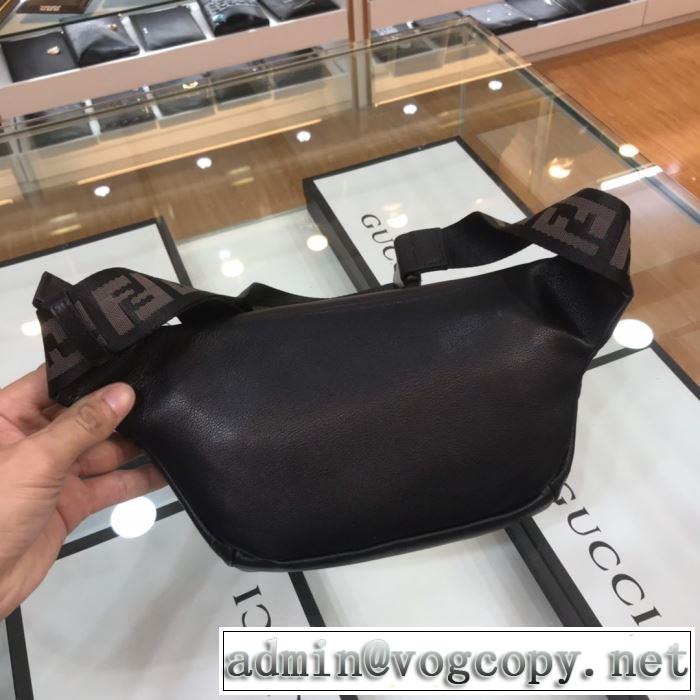 2020年春夏コレクション ウエストポーチ 着こなしを楽しむ フェンディ FENDI