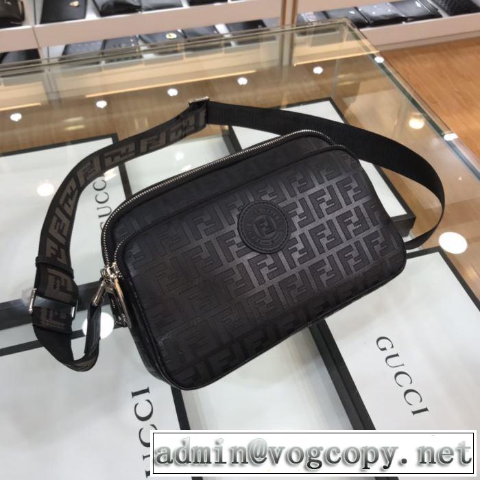 最先端のスタイル フェンディ FENDI 注目度が上昇中 ミニバッグ 2020SS人気