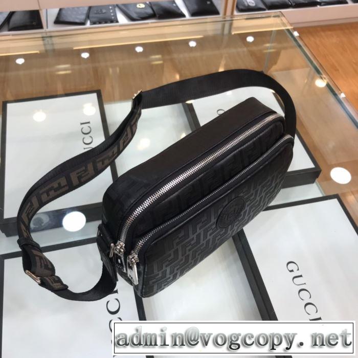 最先端のスタイル フェンディ FENDI 注目度が上昇中 ミニバッグ 2020SS人気