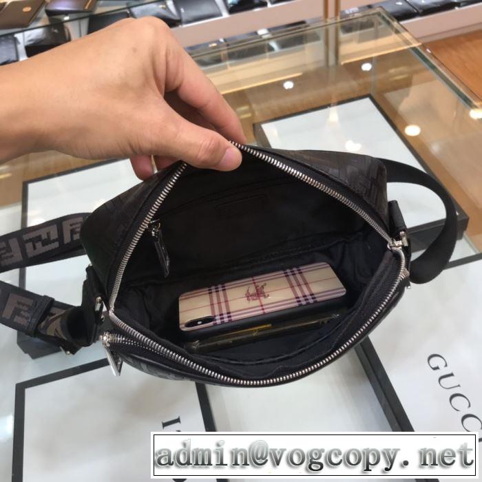 最先端のスタイル フェンディ FENDI 注目度が上昇中 ミニバッグ 2020SS人気