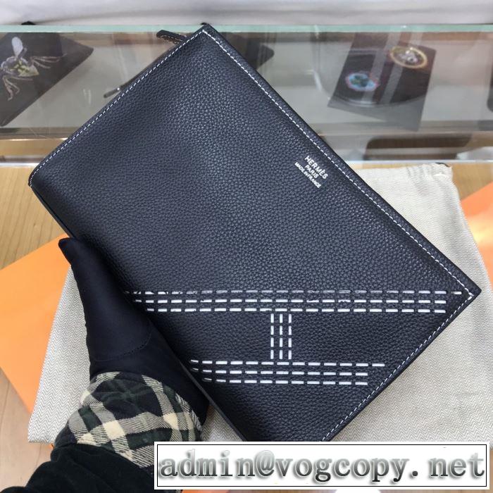 普段使いにも最適なアイテム ポーチ ストリート感あふれ エルメス HERMES