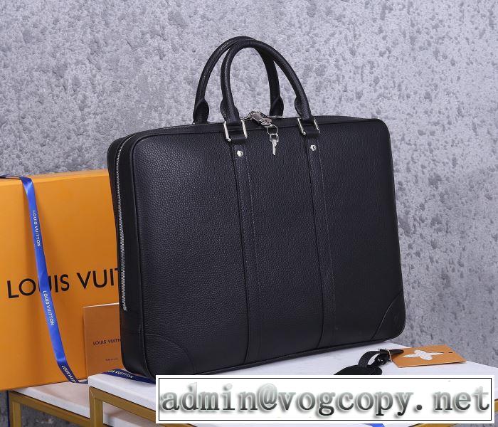おしゃれに大人の必見 ルイ ヴィトン LOUIS VUITTON 20SS☆送料込 ビジネスバッグ