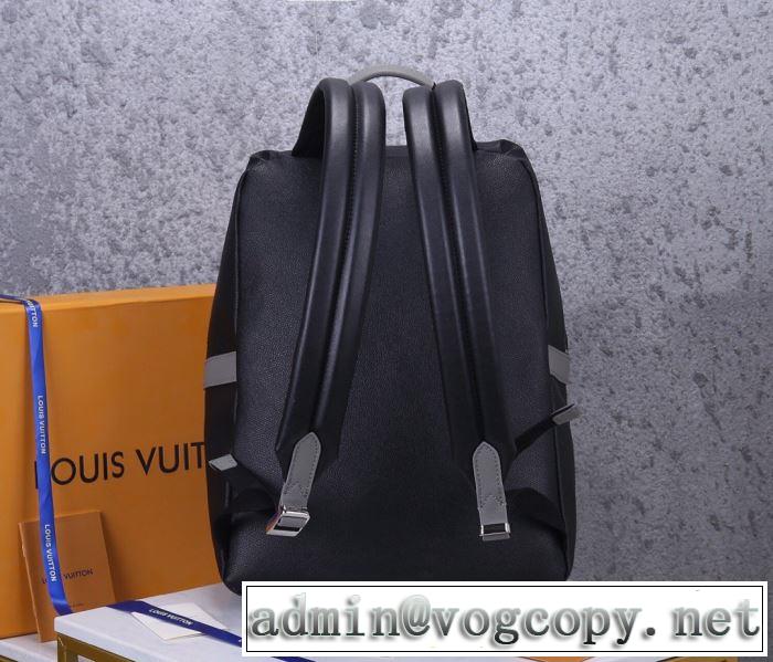 リュック 手頃価格でカブり知らず ルイ ヴィトン LOUIS VUITTON 価格も嬉しいアイテム
