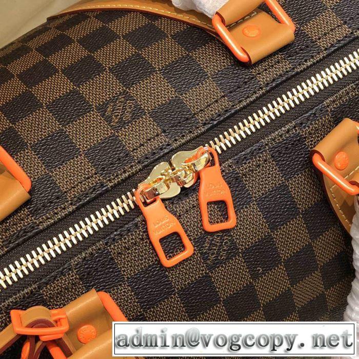 エレガントな雰囲気 ルイ ヴィトン LOUIS VUITTON おしゃれな人が持っている スーツケース