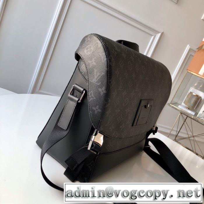 ルイ ヴィトンこの時期の一番人気は  LOUIS VUITTON  2020モデル ショルダーバッグ