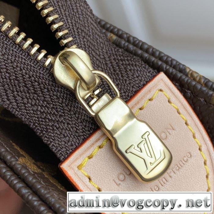 お値段もお求めやすい やはり人気ブランド ポーチ  ルイ ヴィトン LOUIS VUITTON