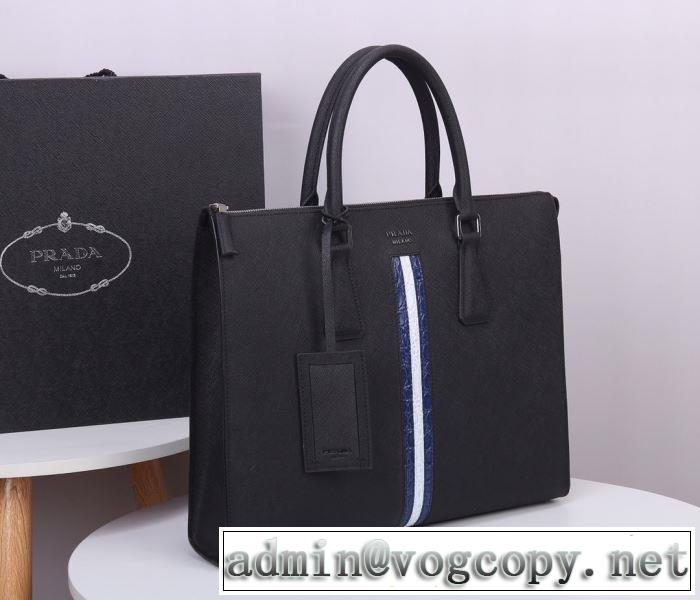 大人気柄 プラダ PRADA 価格帯が低い ビジネスバッグ 非常にシンプルなデザインな