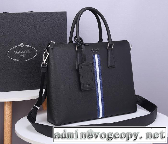 大人気のブランドの新作 ハンドバッグ 取り入れやすい  プラダ PRADA 確定となる上品
