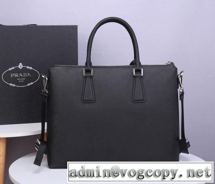 大人気のブランドの新作 ハンドバッグ 取り入れやすい  プラダ PRADA 確定となる上品
