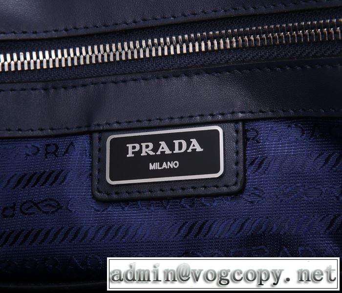 プラダ最もオススメ  PRADA 人気が継続中 ショルダーバッグ  海外でも大人気