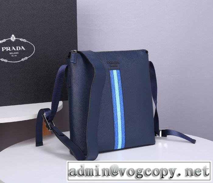 是非ともオススメしたい ショルダーバッグ プラダ使いやすい新品  PRADA