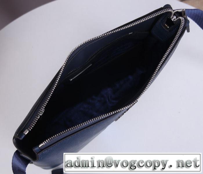 是非ともオススメしたい ショルダーバッグ プラダ使いやすい新品  PRADA