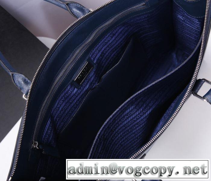 限定色がお目見え ハンドバッグ  限定アイテムが登場 プラダ PRADA 一目惚れ級に