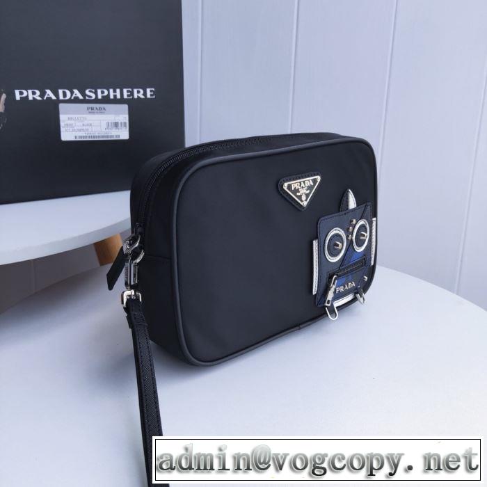 質の高い新品 プラダ PRADA 注目度が上昇中 ポーチ 2020年春夏コレクション