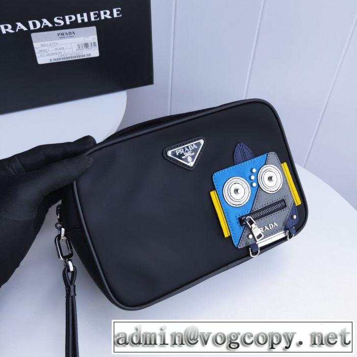 最先端のスタイル プラダ2020SS人気  PRADA ポーチ 2年以上連続１位獲得