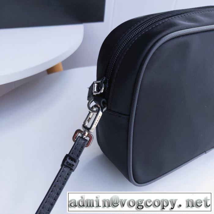 最先端のスタイル プラダ2020SS人気  PRADA ポーチ 2年以上連続１位獲得