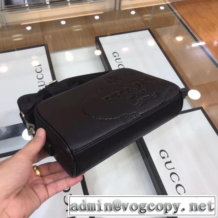 シンプルなファッション ミニバッグ プラダ  2020モデル PRADA