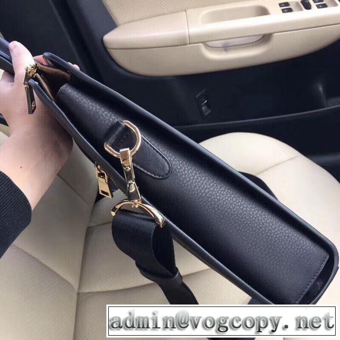 愛らしい春の新作 ハンドバッグ  お値段もお求めやすい プラダ PRADA