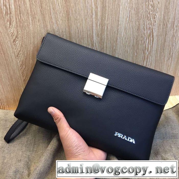 海外大人気 プラダ PRADA 今なお素敵なアイテムだ ポーチ 今年の春トレンド