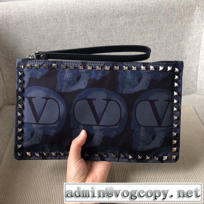 大人の新作こそ ヴァレンティノ VALENTINO 狙える優秀アイテム ポーチ