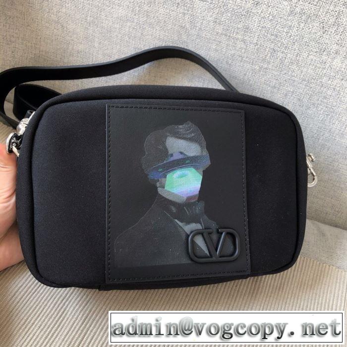 シンプルなファッション ミニバッグ 2020モデル  ヴァレンティノ VALENTINO