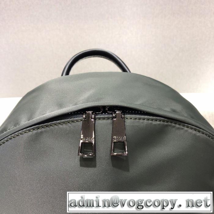 最もオススメヴェルサーチ メドゥーサヘッド ナイロン バックパック コピー 通販VERSACEメンズリュックサック2020限定