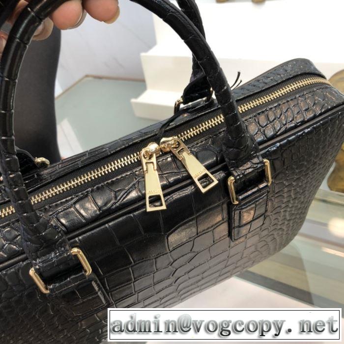 激安2020春夏ヴェルサーチ メデューサ バッグ 値段 ビジネスシーンVERSACE ブリーフケース 安い コピー 収納性抜群