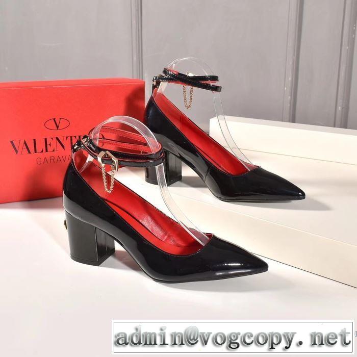 ヴァレンティノ サイズのよさを感じる新作 VALENTINO 【2019秋冬トレンド】押さえておきたい パンプス 秋にこれがはやりそう