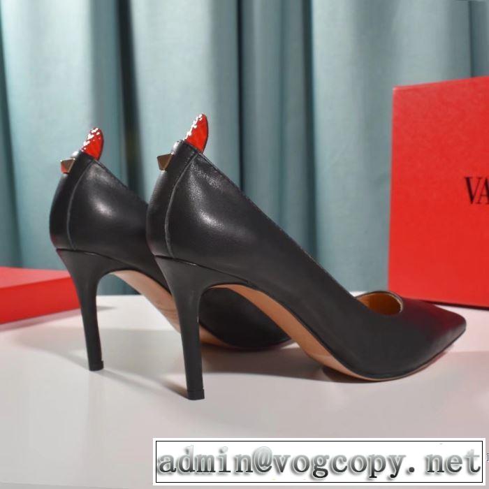 パンプス 着心地もなめらかで快適 ヴァレンティノ2019トレンドカラー秋冬セール  VALENTINO とにかく完璧ブランド新作