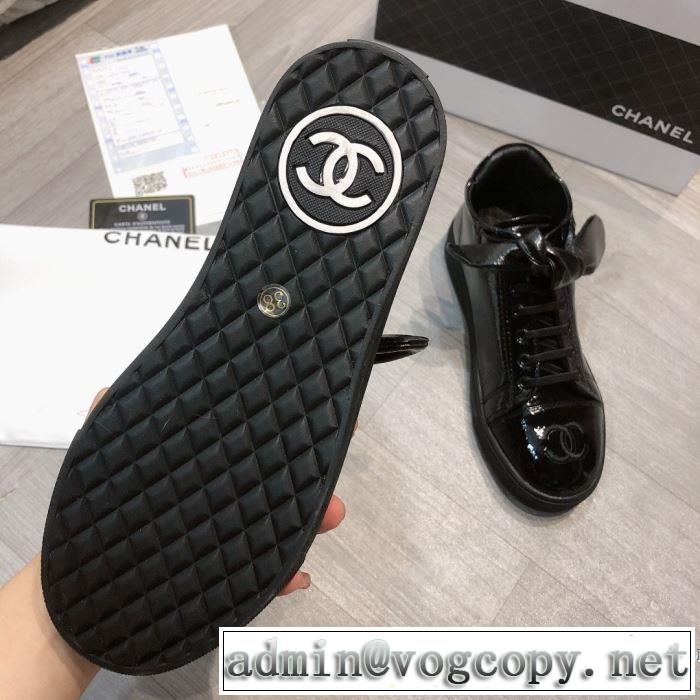 2色可選 2019-20秋冬トレンドファッション CH最新秋冬トレンドをチェック  CH ランニングシューズ 秋冬流行りファション