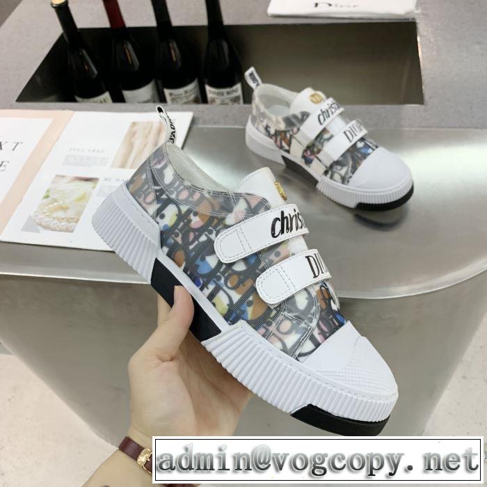 絶対おさえるべきカラーと最新  ディオール DIOR 最新秋冬トレンドをチェック！2019-20秋冬 ランニングシューズ やっぱり優しい色