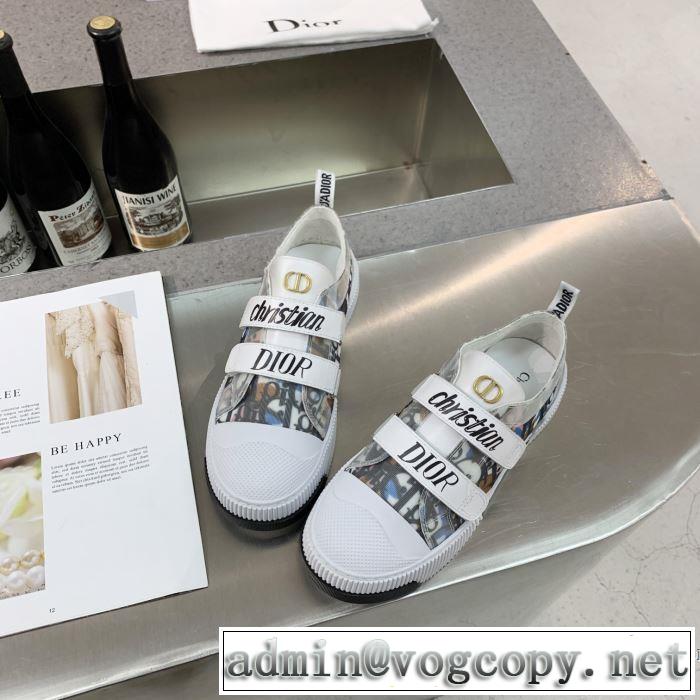 絶対おさえるべきカラーと最新  ディオール DIOR 最新秋冬トレンドをチェック！2019-20秋冬 ランニングシューズ やっぱり優しい色