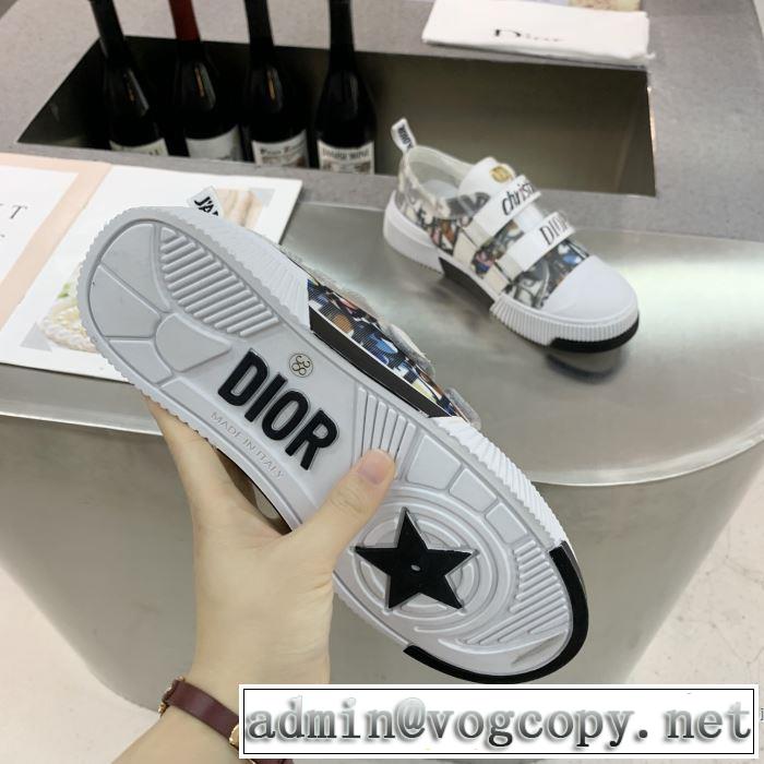 絶対おさえるべきカラーと最新  ディオール DIOR 最新秋冬トレンドをチェック！2019-20秋冬 ランニングシューズ やっぱり優しい色