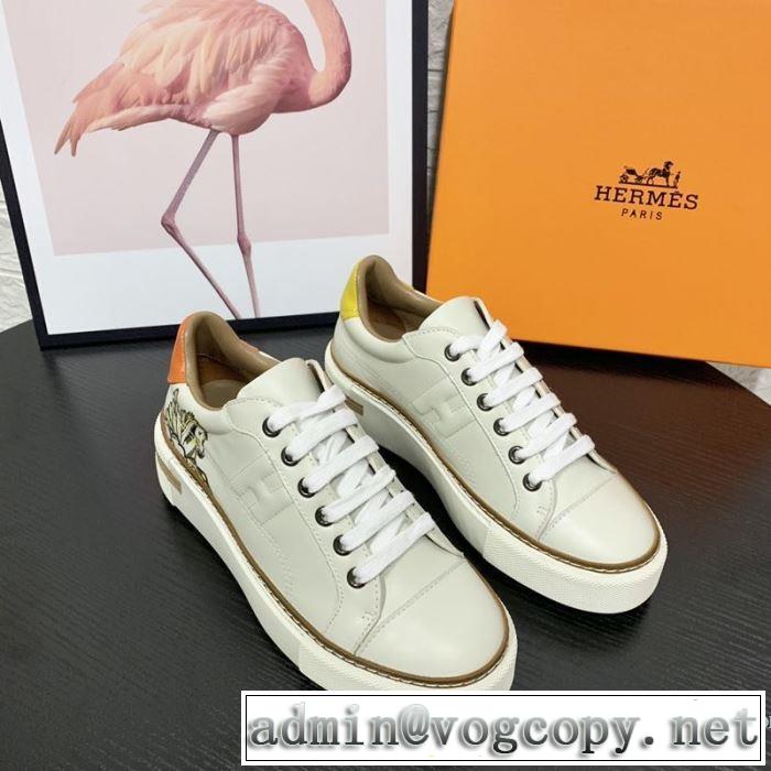 エルメス 一番おしゃれ秋冬トレンド HERMES2019秋に注目したい  ランニングシューズ おしゃれさんはいち早く取り