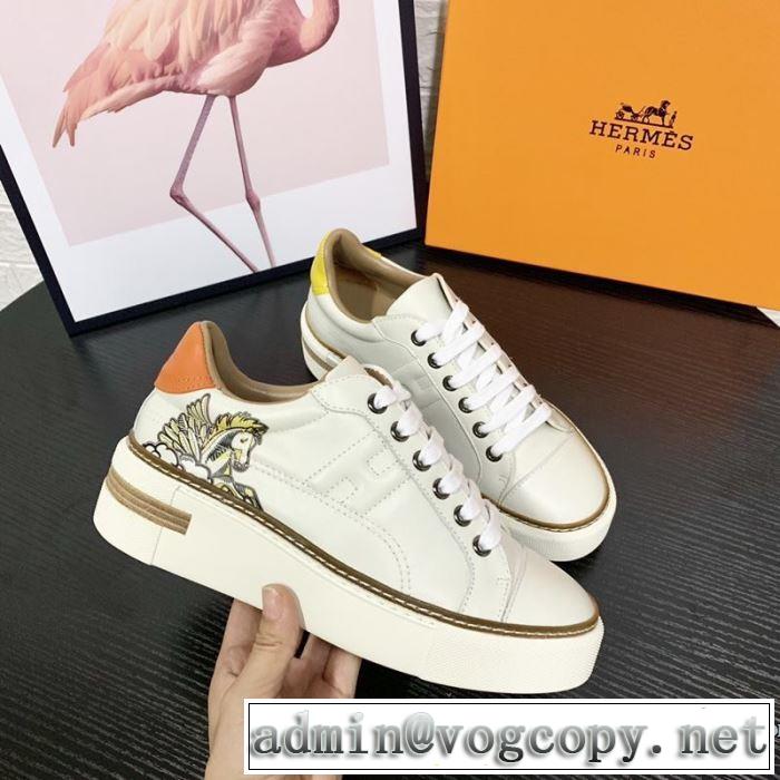 エルメス 一番おしゃれ秋冬トレンド HERMES2019秋に注目したい  ランニングシューズ おしゃれさんはいち早く取り