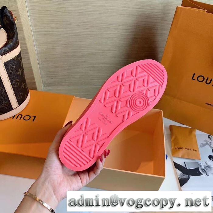 3色可選ランニングシューズ 2019-20秋冬取り入れやすい オシャレスタイルが今年流 ルイ ヴィトン LOUIS VUITTON 寒い季節トレンド上品