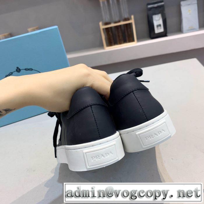 秋冬コーデと相性がいい プラダ 多色可選 PRADA 2019トレンド秋冬おすすめ安い ランニングシューズ 秋冬にお世話になる定番