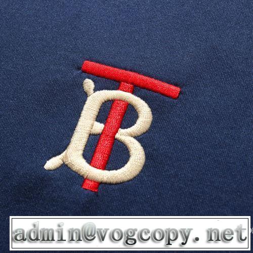 バーバリー2年以上連続１位獲得 3色可選  BURBERRY エレガントな雰囲気 半袖Tシャツ