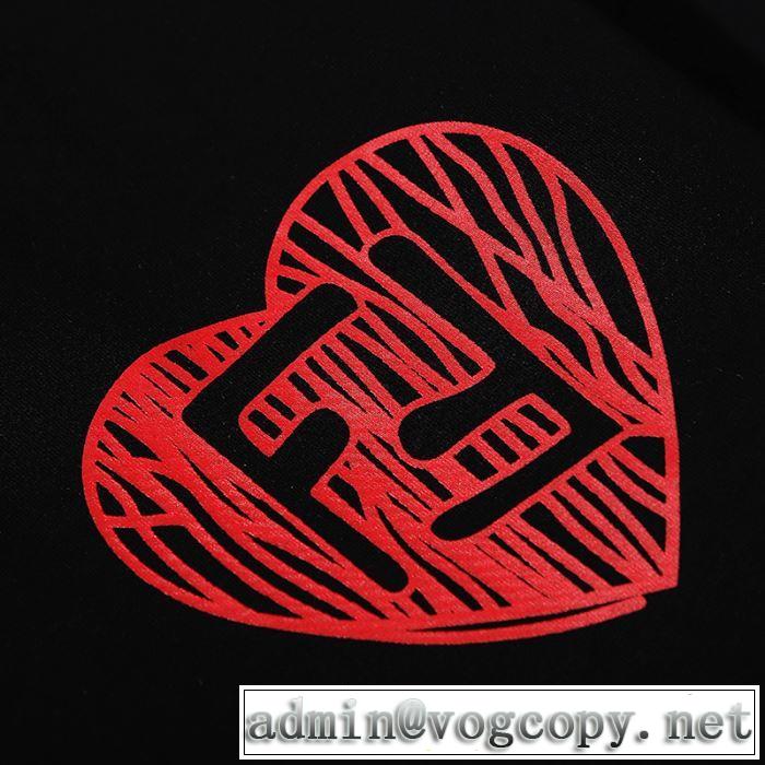 2色可選 フェンディ FENDI 春夏コレクション新品 半袖Tシャツ2020年春限定 今なお素敵なアイテムだ