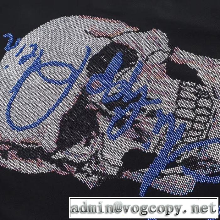 非常にシンプルなデザインな 半袖Tシャツ 価格帯が低い フィリッププレイン PHILIPP PLEIN