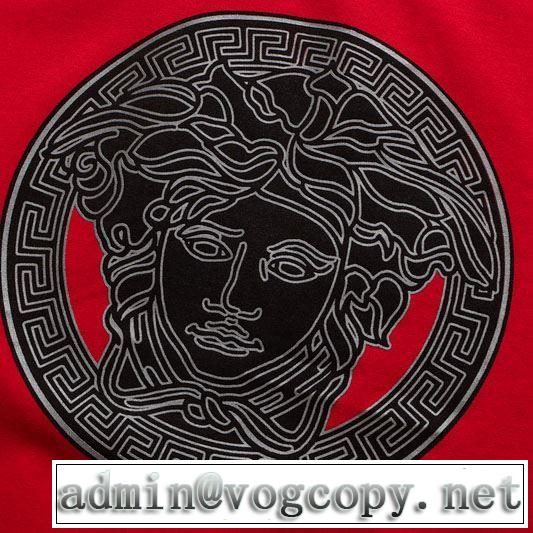 半袖Tシャツ 3色可選 オススメのアイテムを見逃すな ヴェルサーチ VERSACE コーデの完成度を高める
