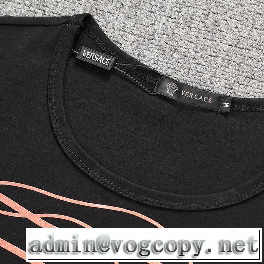 半袖Tシャツ 3色可選 人気の高いブランド ヴェルサーチ VERSACE 普段使いにも最適なアイテム