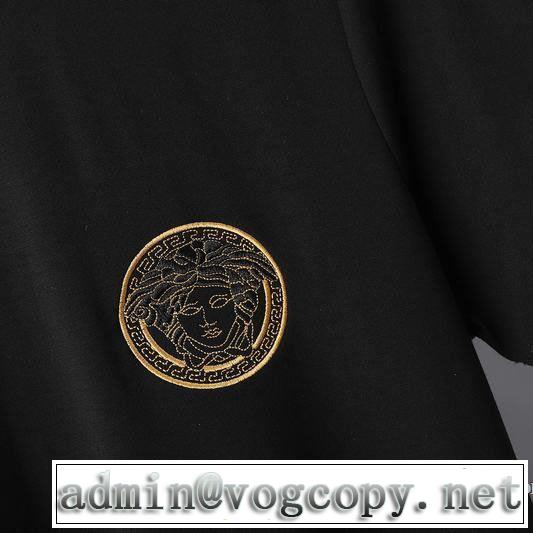 特別価格ヴェルサーチ セットアップ コピーVERSACE 2020トレンド スウェットコットン 半袖トップス 手に入れやすい